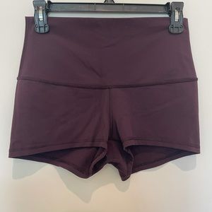 Lululemon size 6 athletic short